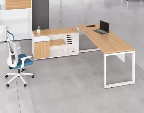 Modern Executive Office Table with Built-in Drawer – Sleek & Functional Design
