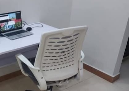 Staff Chair - Image 7